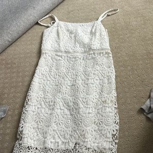 HOLLISTER WHITE DRESS